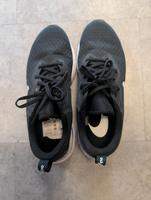 NIKE Odyssee React Laufschuh Bayern - Surberg Vorschau