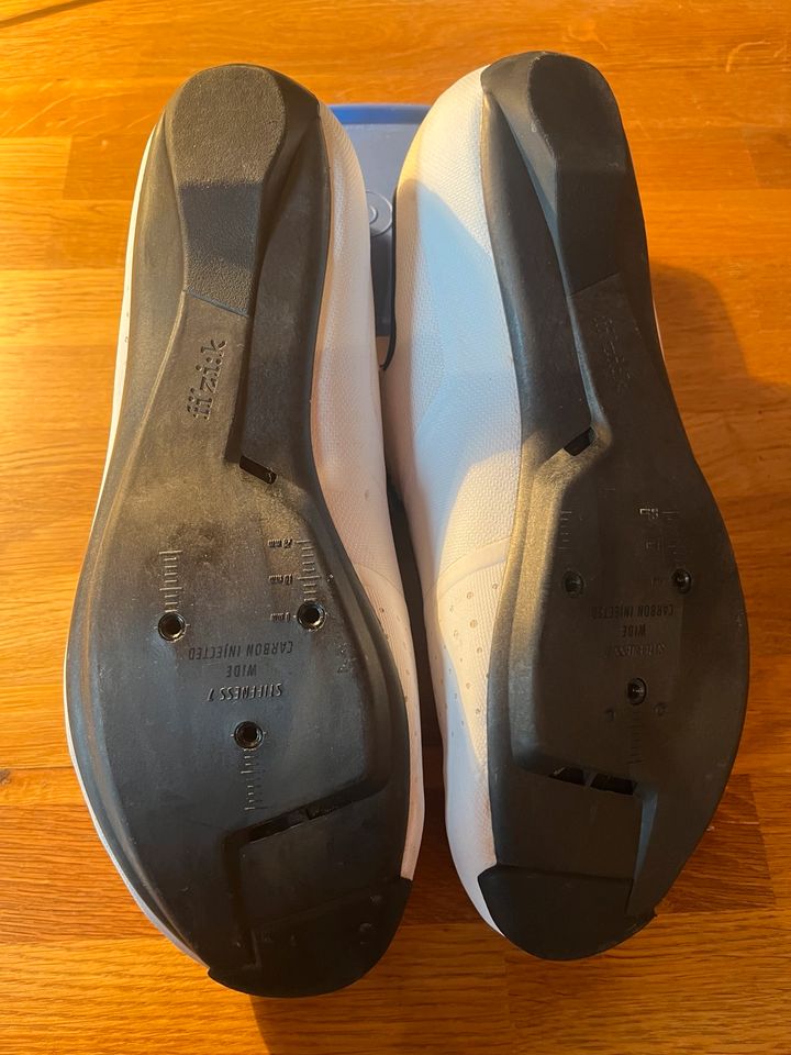 Fizik Tempo Overcurve R4 Rennradschuhe in Stuttgart