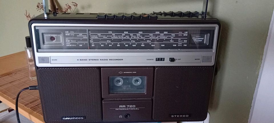 Radio Recorder Grundig RR720 Stereo in Hanstedt