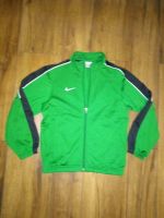 Nike Sportjacke Training grün Gr. 140/ 152 Schleswig-Holstein - Siek Vorschau