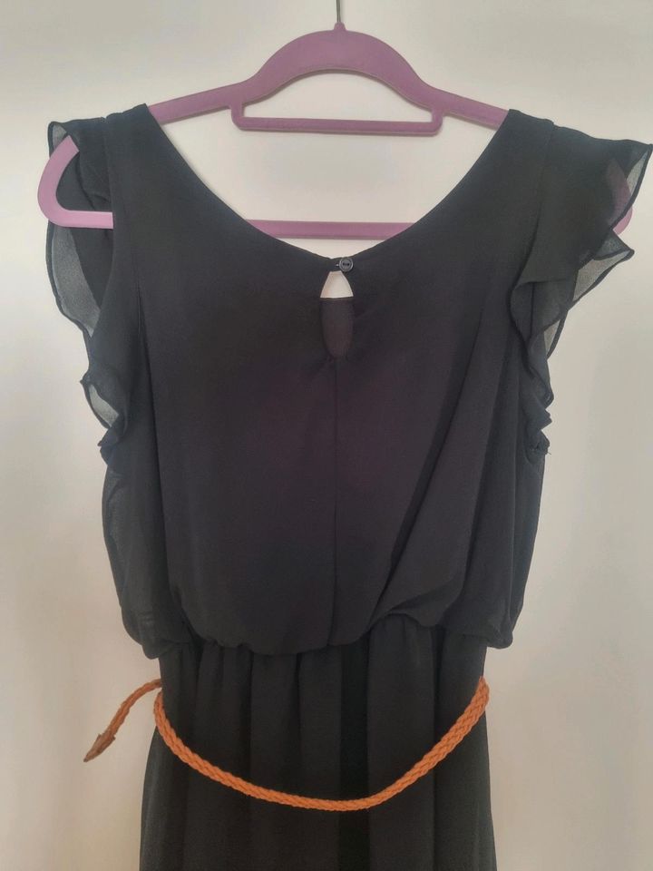 Kleid schwarz Gr.M in Taucha