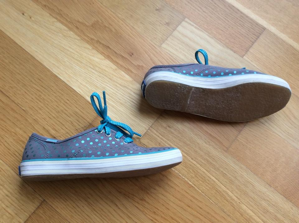 Keds Sneaker Gr. 31 blau mit silber Tupfen wie neu. Turnschuh in Unterhaching