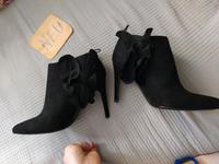 Neu H&m 38 Pumps high heels hochfrontpumps Velours rüschen Bayern - Rednitzhembach Vorschau