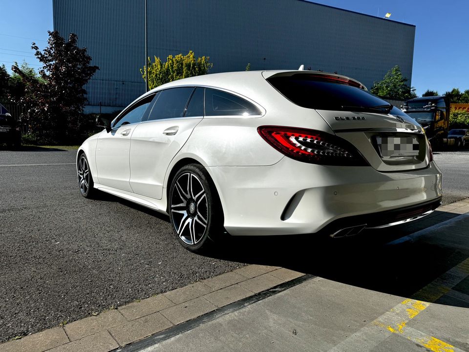 Mercedes CLS 350 Shooting Brake AMG Line in Menden