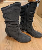Stiefel aus Wildleder, Gabor, Größe 41 Hessen - Langen (Hessen) Vorschau