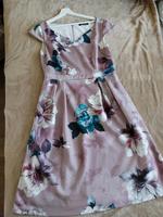 Damenkleid in Größe 42 Sachsen - Kamenz Vorschau