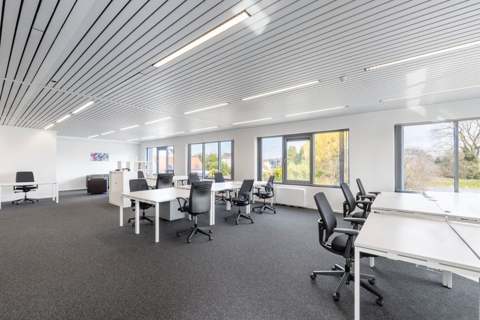 Großraumbüros für 10 Personen 45 sqm in Regus Business Park in Eschborn