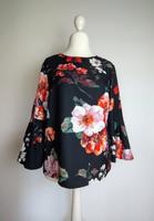 Benetton Bluse M/38 Trompetenärmel Blumenmuster Baden-Württemberg - Calw Vorschau