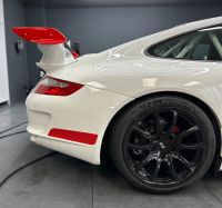 Neu: Porsche 997 GT3 RS Folierung Seitenteile hinten Rot München - Thalk.Obersendl.-Forsten-Fürstenr.-Solln Vorschau