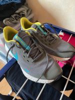 Nike Schuhe Revolution Gr. 39 Hessen - Langen (Hessen) Vorschau