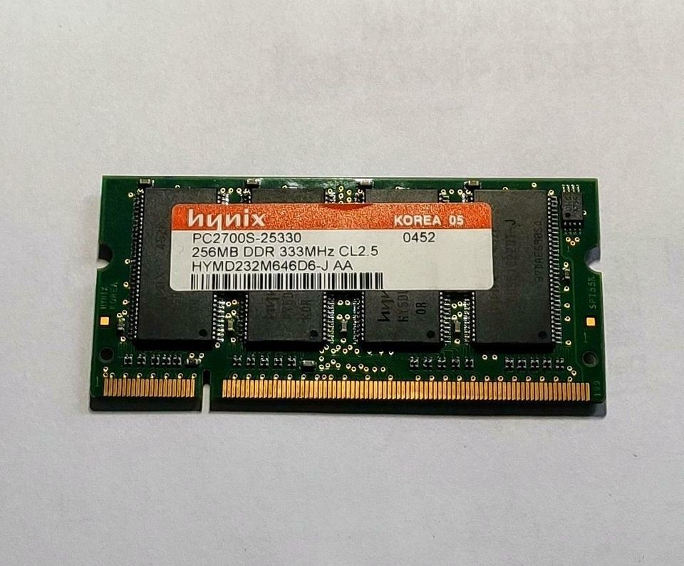 1X Hynix PC2700S-25330 256MB DDR 333KHz CL2.5 SO-DIMM RAM in München