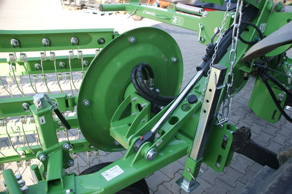 Samasz Kammschwader Twist 600P-Bandschwader-Schwader in Simbach