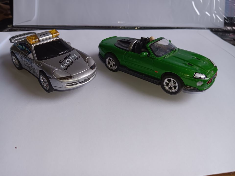 2 x Carrera go Slotcar James Bond 007 und Porsche Safety mit Lich in Hamburg