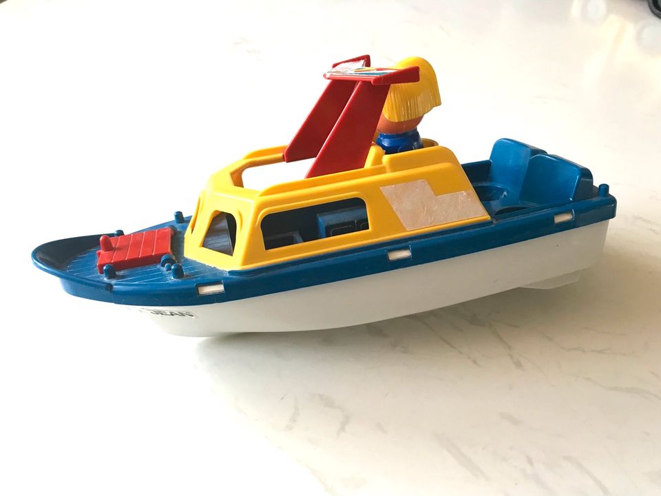 JEAN play Höfler Spielzeugboot (gebraucht) in Großenwiehe