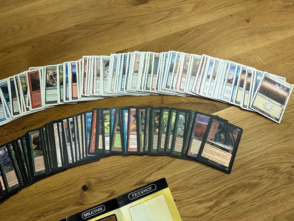 MAGIC The Gathering Spiel-/Sammelkarten (247 Stück) in Teublitz