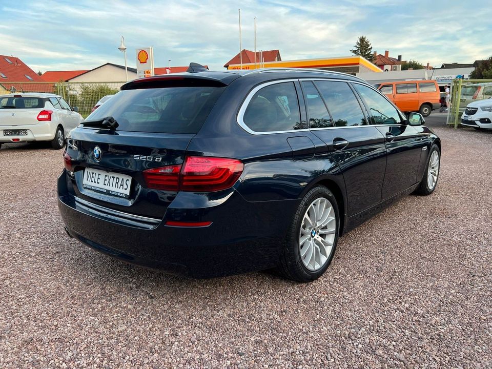 BMW Touring 520d Luxury *Navi*Memory*Kamera*PDC*AHK* in Waltershausen