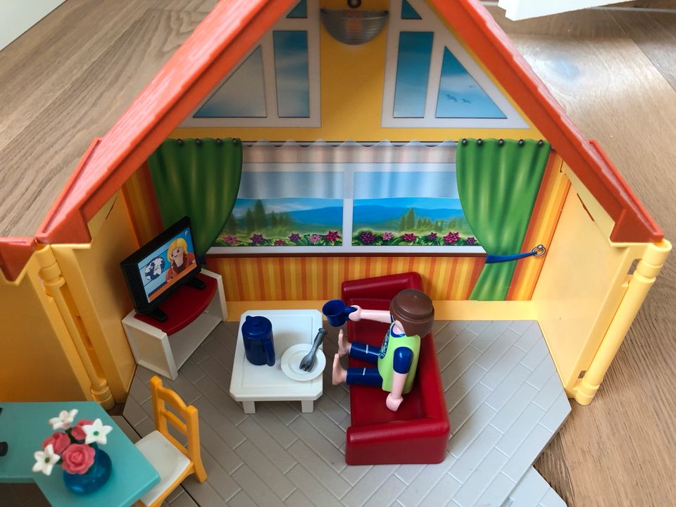 Playmobil 6020 Aufklapp-Ferienhaus in Reinbek