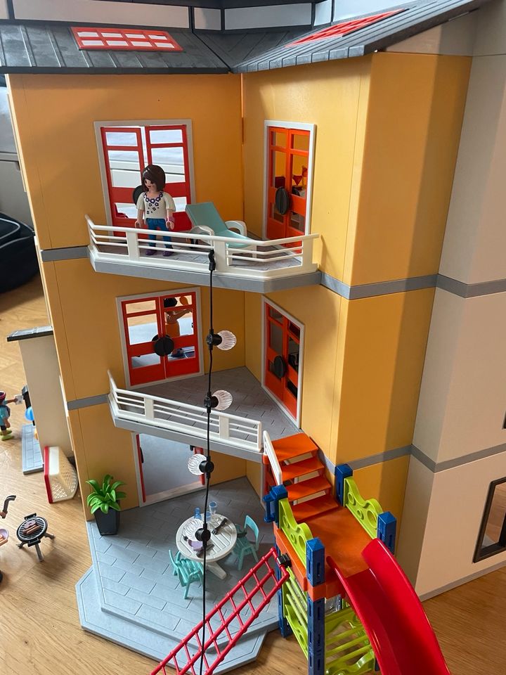 Playmobil 9266 Modernes Wohnhaus mit Etagenerweiterung in Ammersbek