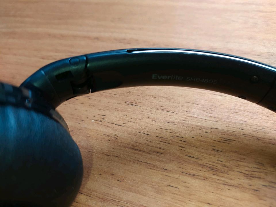 Bluetooth Kopfhörer Philips Everlite SHB4805 in Kiel