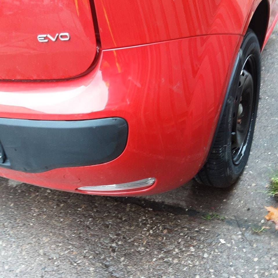 Fiat Punto 199 Stossstange hinten Rot uni in Pössneck