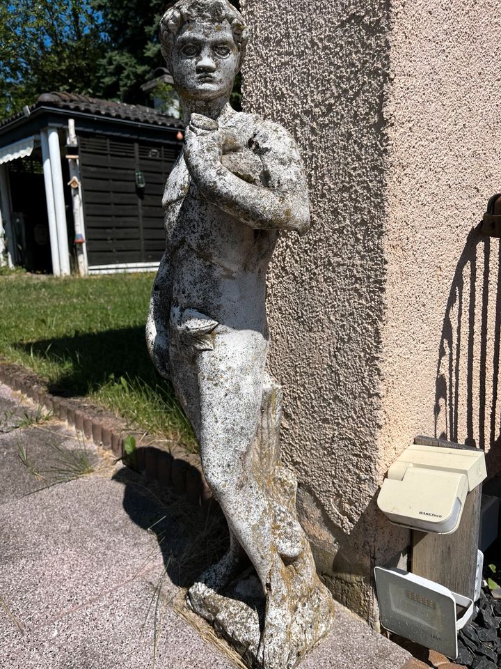 Statuen aus Stein und Kunststoff Gartendeko in Eichenzell