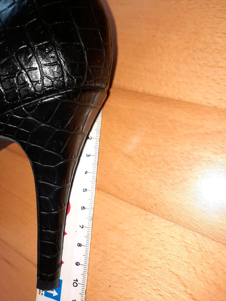 *NEUWERTIG* High Heel Pumps Croco Optik Gr. 40 schwarz in Nürnberg (Mittelfr)