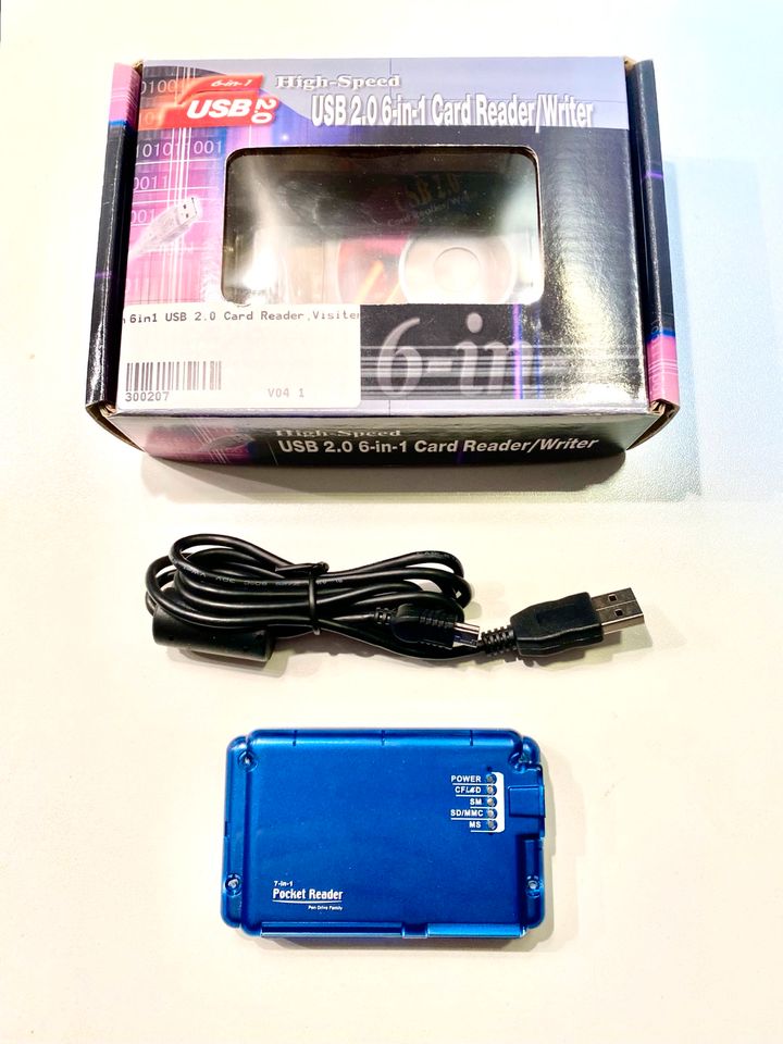 USB 2.0 6-in-1 Card Reader/Writer mit Status LEDs KU6in1-2-A/B in Oberhaching