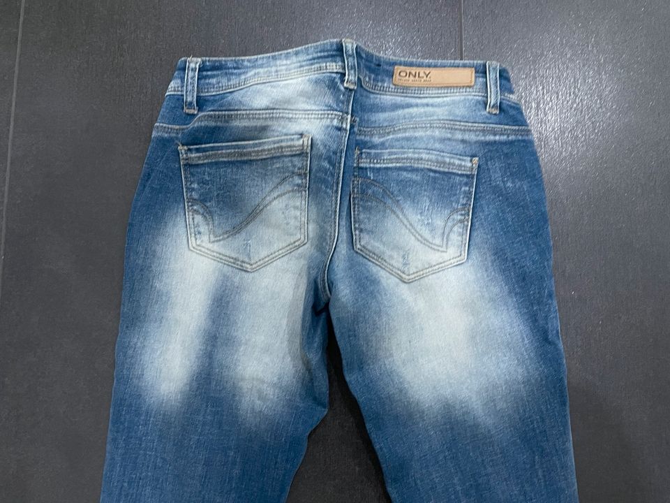 Only Jeans Jeanshose Größe XS 32 25 / 32 NEU in Bottrop