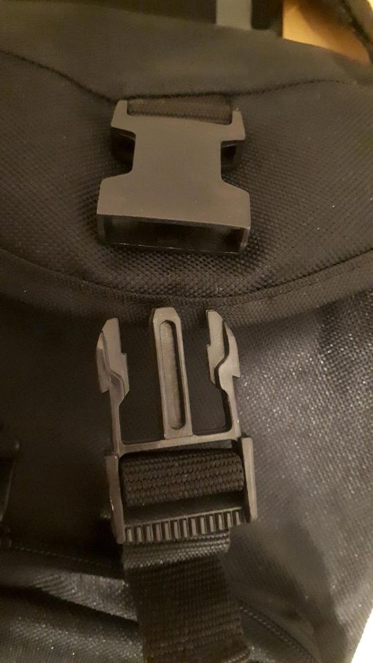 Canon Kamera Tasche, schwarz, neu, nie benutzt in Braunschweig