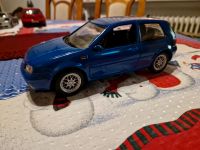 REVELL: VW GOLF IV GTI in Blau 1:18 Hessen - Bad Emstal Vorschau