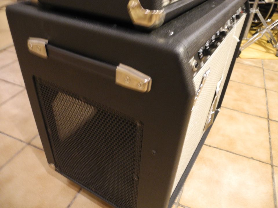 Fender SFX Satellite E-Gitarren-Lautsprecherbox, 80 Watt, Stereo in Florstadt