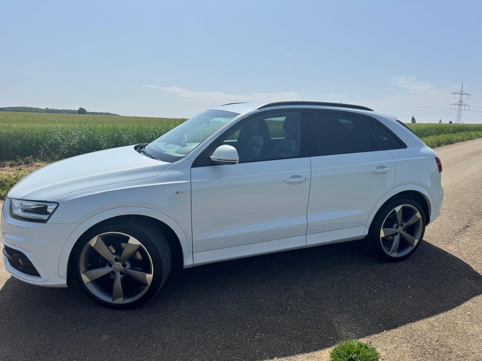 Abbildung des Autos Audi Q3 2.0 TDI Quattro&…