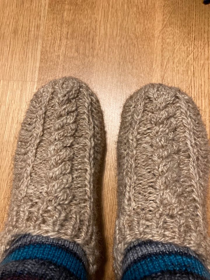 Wollsocken, Stricksocken in Büren