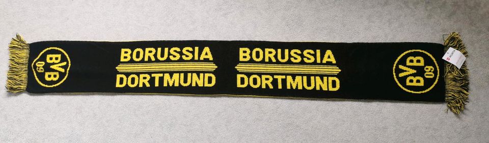 BVB Borussia Dortmund Sponsoren Schal Würth, neu in Bielefeld