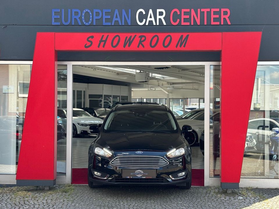 Ford Focus EcoBoost Turnier*KEYLESS*KAMERA*SHZ* in Mülheim (Ruhr)