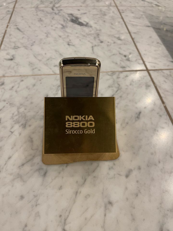 Nokia 8800 Gold Edition in Moers