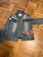 Jeans Jacke, Queen hearts, xl, bestickt bunt, used Look Nordrhein-Westfalen - Lennestadt Vorschau