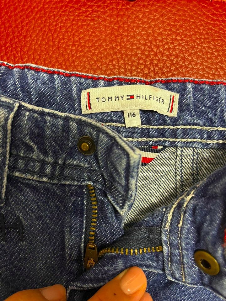 Jeans von Tommy Hilfiger 116 in Ibbenbüren