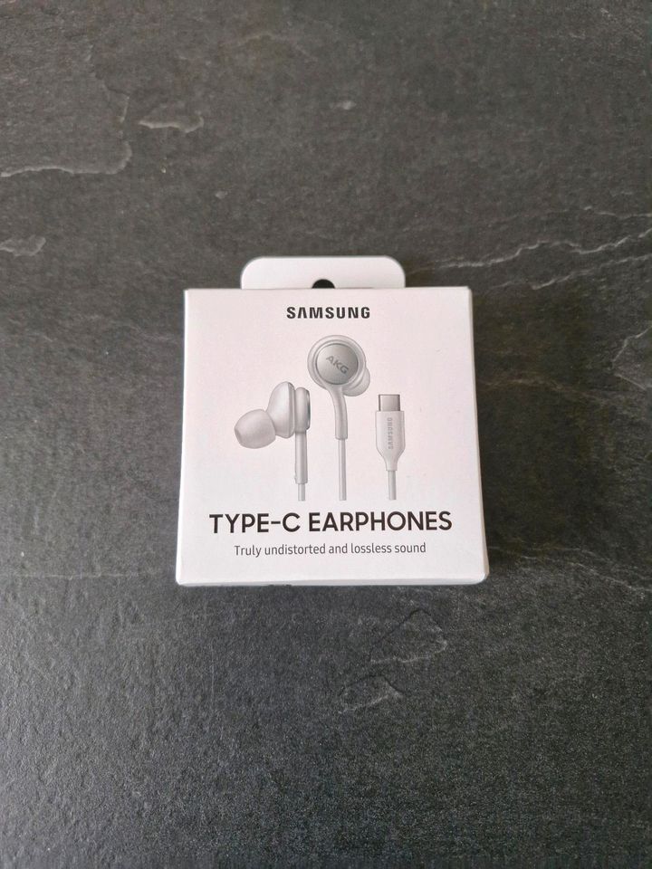 Samsung Type-C Earphones weiß in OVP - ungeöffnet in Nettetal