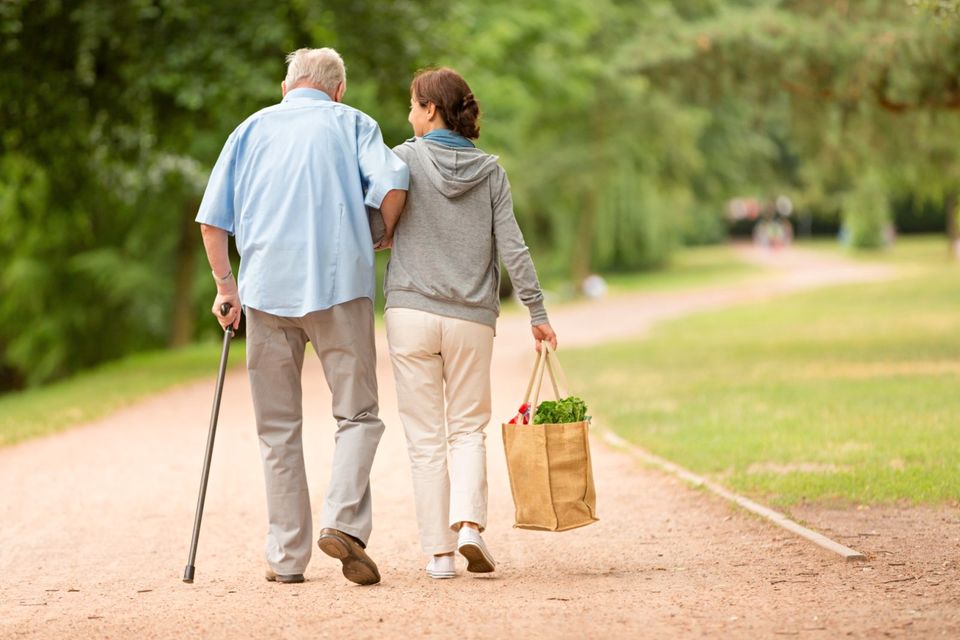 Zertifizierte Haushaltshilfe, Betreuung und Beratung für Senioren in Unterhaching