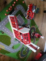 Playmobil Feuerwache plus Leiterwagen und Autos Bielefeld - Ubbedissen Vorschau