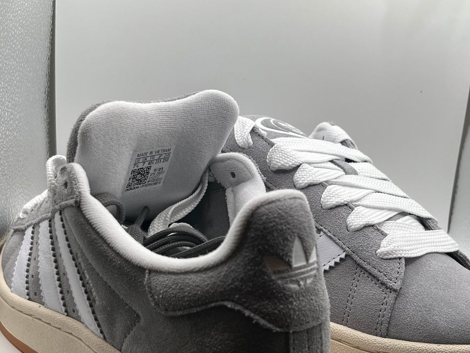 Adidas Campus 00‘s Grey White 40 in Frankfurt am Main