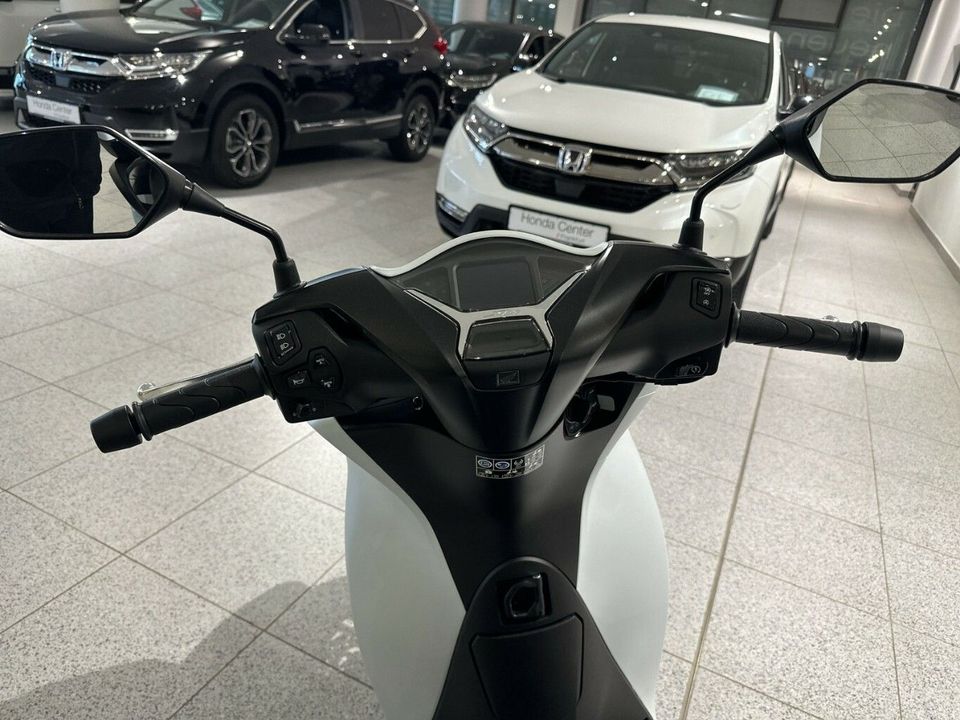 Honda SH 125i inkl. Smart Key Topcase in Frankfurt am Main