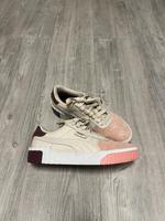 puma cali remix sneaker Schuhe weiß rosa lila 40 Hessen - Ehringshausen Vorschau