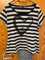 T-Shirt von Clockhouse - Größe 50 - Top Zustand Nordrhein-Westfalen - Detmold Vorschau