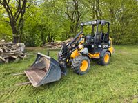 JCB 403 Radlader Hoflader Lader Schaufellader 2017 728h m. Kubota Nordrhein-Westfalen - Leopoldshöhe Vorschau