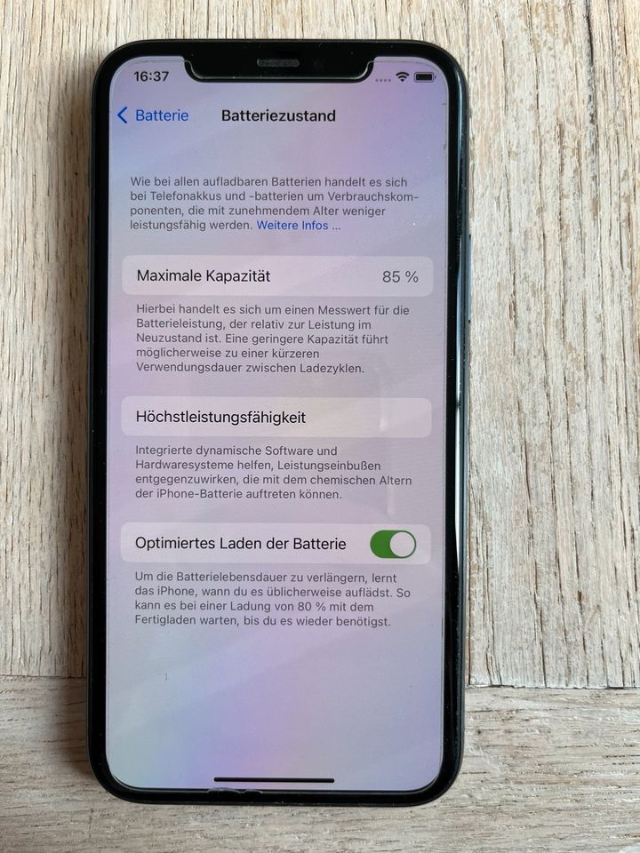 Apple IPhone 11 Pro Midnight Green - 64GB in Elben (Westerwald)