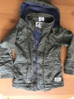 Set Paket Kleidung Junge Gr. 122 Winterjacke Jacke T-Shirts Bochum - Bochum-Südwest Vorschau