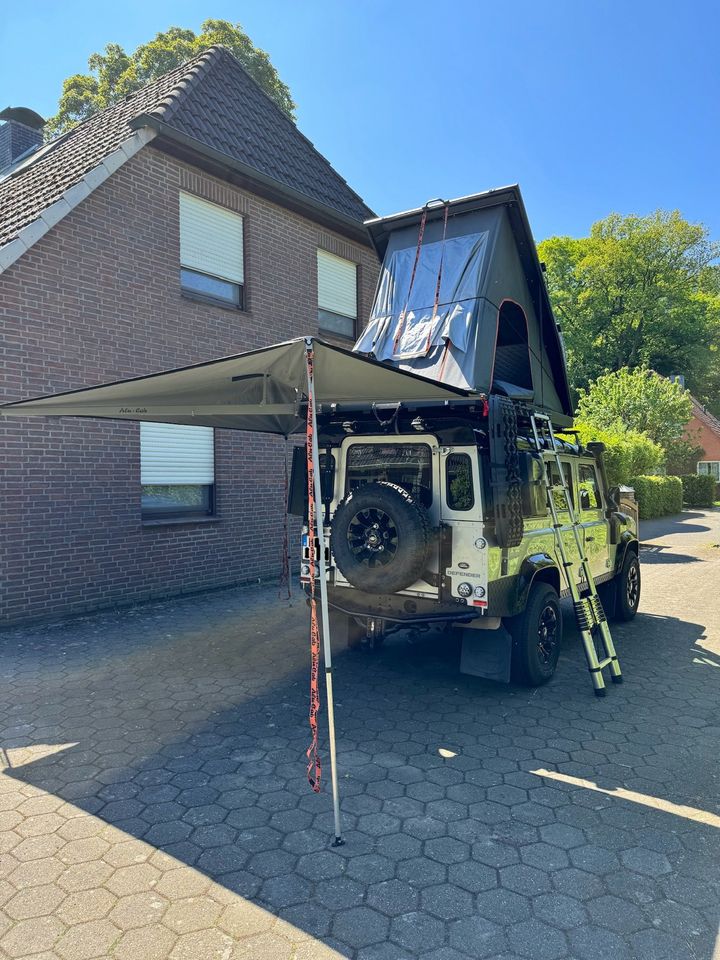 Land Rover Defender 110 Td4 Station Wagon SE in Bremen