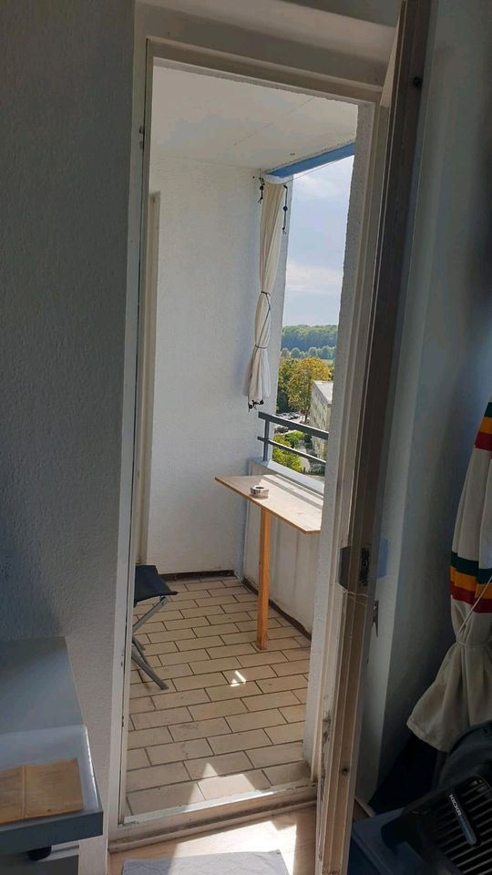 2 ZIMMER WOHNUNG 65824 SCHWALBACH PRIVAT in Schwalbach a. Taunus